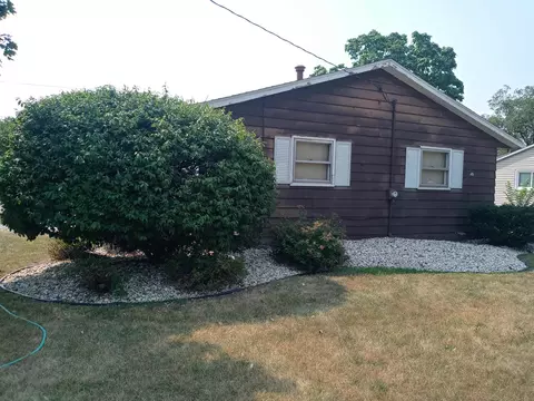 1019 Eddy St, Beloit, WI 53511 photo 3