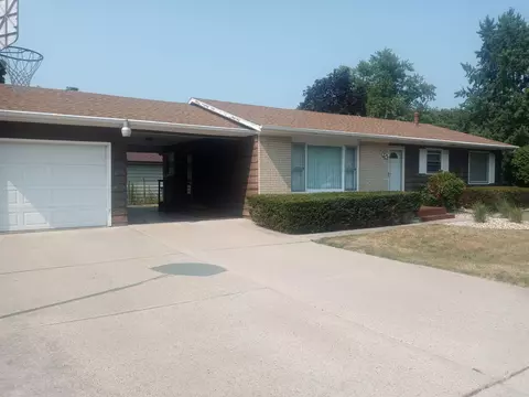1019 Eddy St, Beloit, WI 53511 photo 2