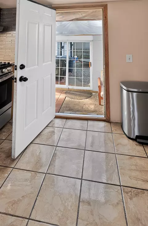 Entry Way - 511 8th St, Beloit, WI 53511 photo 1 of 1