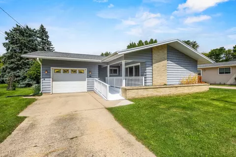 124 Wisconsin St, Beaver Dam, WI 53916