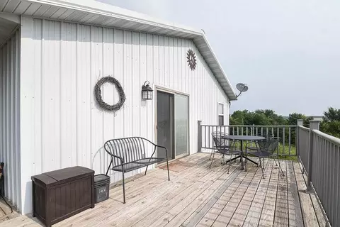 Exterior - 3138 W Mitchell Rd, Hanover, IL 61041 photo 9 of 11