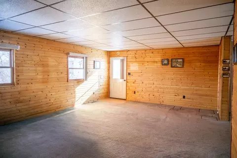 Living - 207 Spring St, Elroy, WI 53929 photo 2 of 3