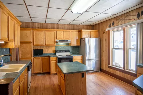 Kitchen - 207 Spring St, Elroy, WI 53929 photo 1 of 4