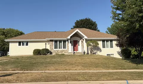 5410 Sandhill Dr, Middleton, WI 53562