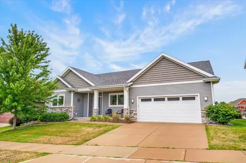 1908 Raptor Dr, Verona, WI 53593
