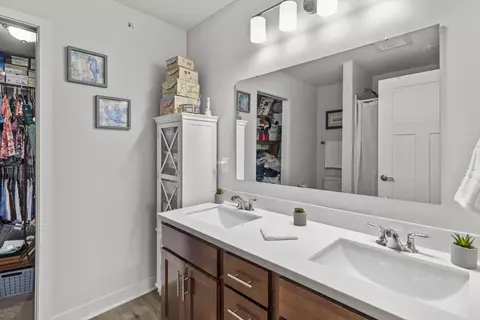 Bath - 4884 Innovation Dr, Deforest, WI 53532 photo 2 of 4