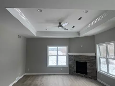 Living - 190 Deerrun Dr, Fall River, WI 53932 photo 3 of 4