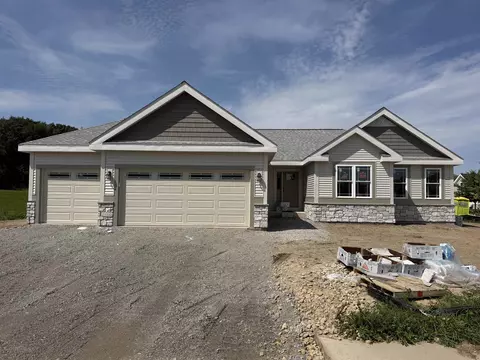 314 Summit Psge, Deerfield, WI 53531