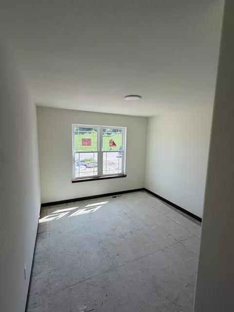 Bedroom - 314 Summit Psge, Deerfield, WI 53531 photo 1 of 3
