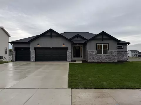 5805 Bridle Way, Madison, WI 53718