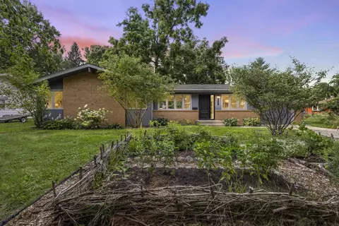 2310 Tanager Trl, Madison, WI 53711