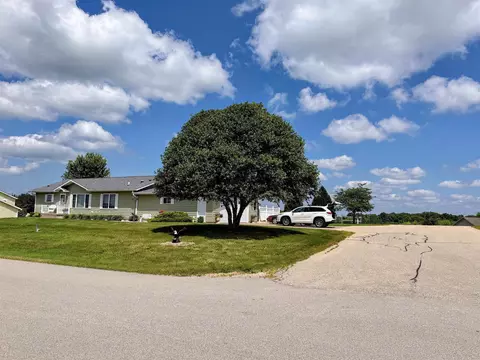 Exterior - 367 Highpointe Loop, Mcgregor, IA 52157 photo 7 of 8