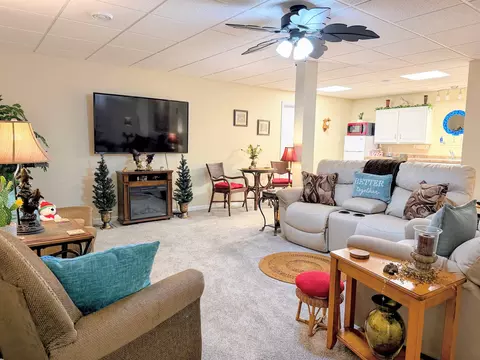 Living - 367 Highpointe Loop, Mcgregor, IA 52157 photo 5 of 5