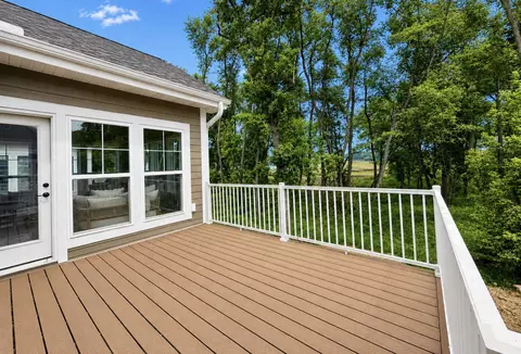 Exterior - Unit 16 Timberlane Circle, Deforest, WI 53532 photo 3 of 5