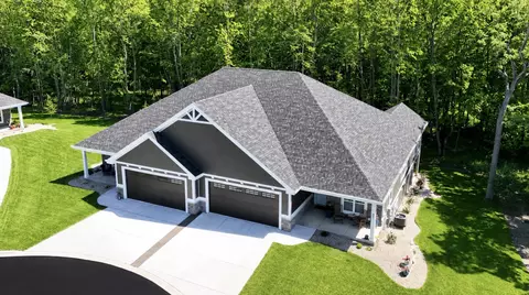 Exterior - Unit 16 Timberlane Circle, Deforest, WI 53532 photo 1 of 5