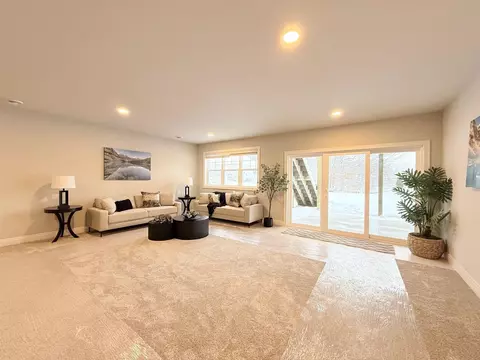 Living - Unit 16 Timberlane Circle, Deforest, WI 53532 photo 4 of 7