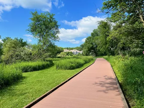 Exterior - Unit 16 Timberlane Circle, Deforest, WI 53532 photo 4 of 5