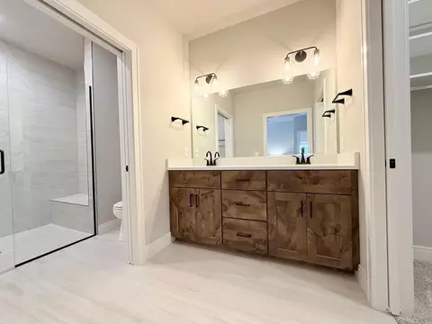 Bath - Unit 16 Timberlane Circle, Deforest, WI 53532 photo 1 of 5