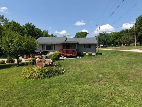 107 High St, North Freedom, WI 53951