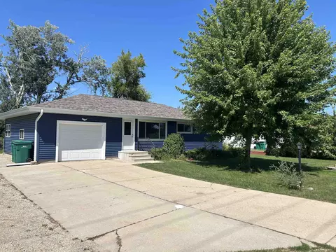 3046 W Avalon Rd, Janesville, WI 53546