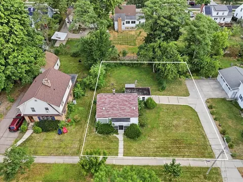 3902 Winnemac Ave, Madison, WI 53711