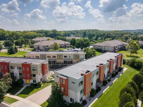 5637 Brendan Ave #5637, Fitchburg, WI 53711
