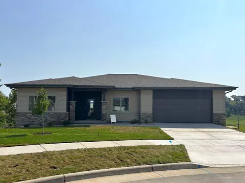 6592 Redpoll Cir, Middleton, WI 53562