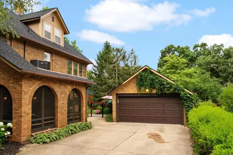 Exterior - 804 Milwaukee Rd, Beloit, WI 53511 photo 5 of 13