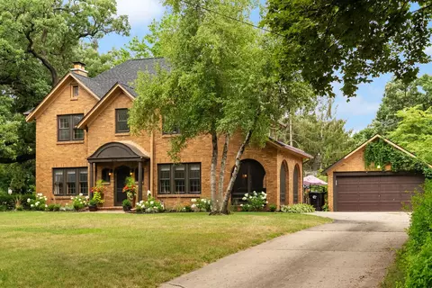 Exterior - 804 Milwaukee Rd, Beloit, WI 53511 photo 6 of 13