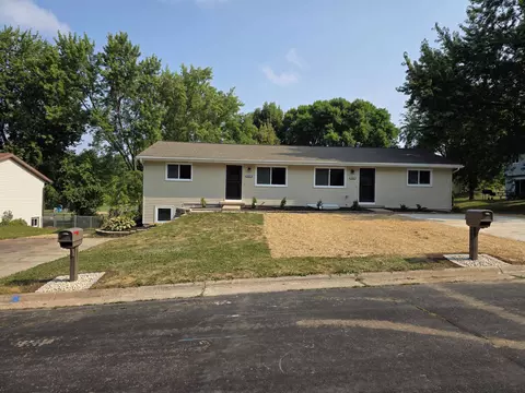 5802-5804 Sauk Ln, Mcfarland, WI 53558