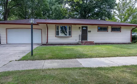 1634 S Arch St, Janesville, WI 53546
