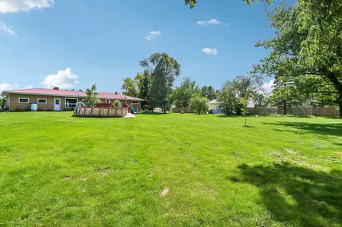 2400 W Avalon Rd, Janesville, WI 53546