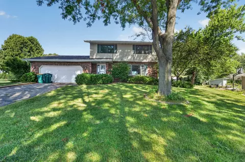 4552 Falcon Ct, Cottage Grove, WI 53527