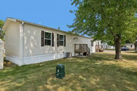 100 Crimson Dr, Reedsburg, WI 53959
