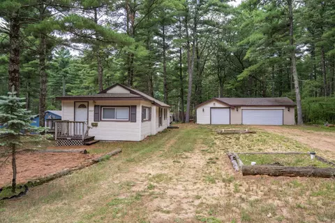 2067 Blackhawk St, Friendship, WI 53934