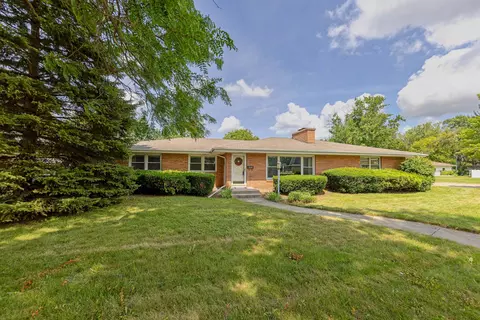 2131 Mt Zion Ave, Janesville, WI 53545