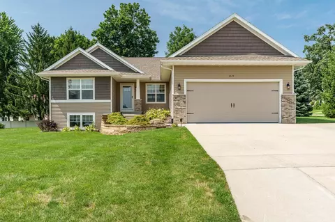 3425 Widgeon Dr, Janesville, WI 53546