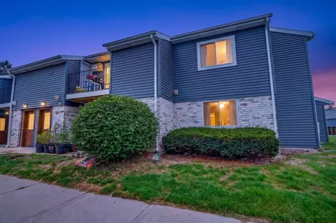 1403 Whispering Pines Way, Fitchburg, WI 53713