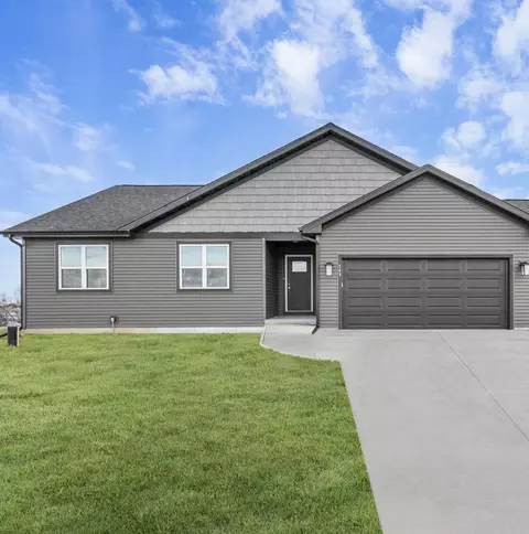 368 Dahlia Dr, Stoughton, WI 53589