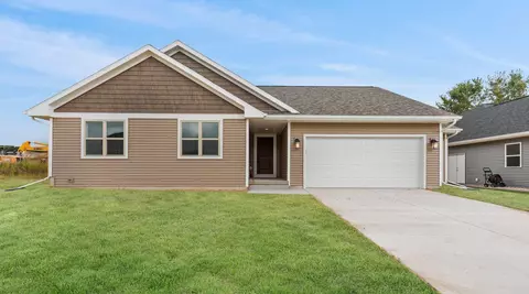 368 Dahlia Dr, Stoughton, WI 53589