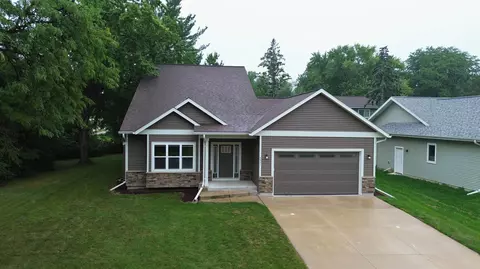 5571 Cheryl Dr, Fitchburg, WI 53711