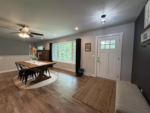Entry Way - e10643 Lee Lane, Baraboo, WI 53913 photo 1 of 5