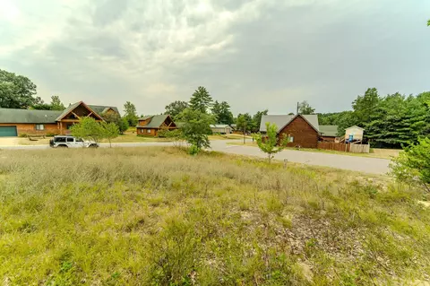 222 Marsh Ln, Warrens, WI 54666