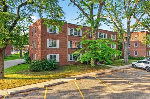 6 Sherman Ter #5, Madison, WI 53701