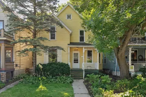 1227 Spaight St, Madison, WI 53703
