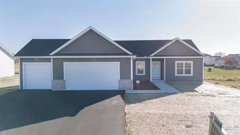 1967 Sequoia Dr, Janesville, WI 53545