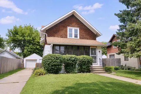 1500 71st St, Kenosha, WI 53143