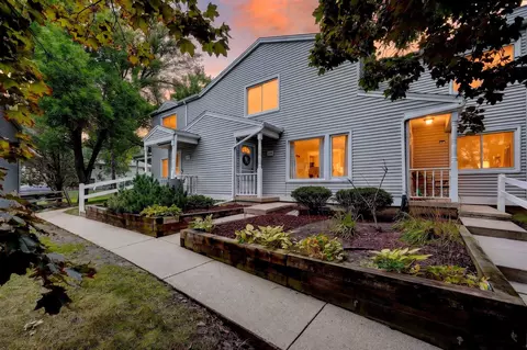 2028 Post Rd, Madison, WI 53713