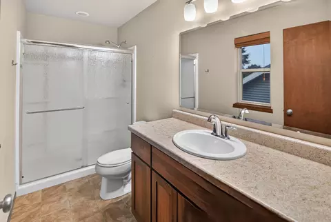 Bath - 705 Reflection Dr, Verona, WI 53593 photo 3 of 4