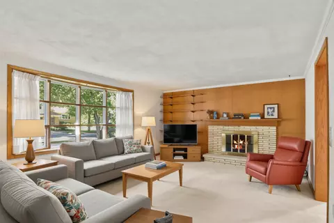 4402 Woods End, Madison, WI 53711